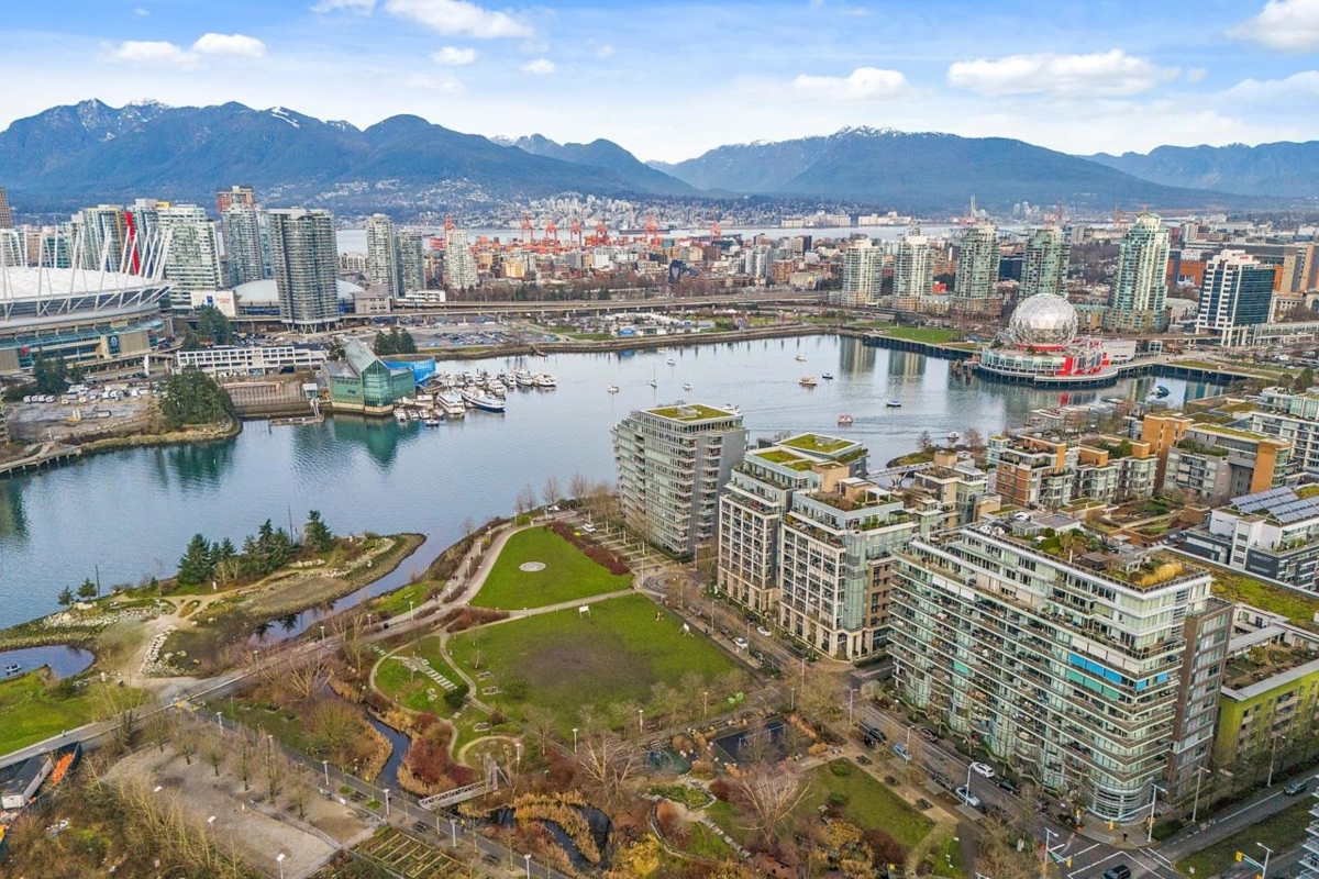 Neighborhood Park Photo Near 406 1616 Columbia Street, Vancouver, BC