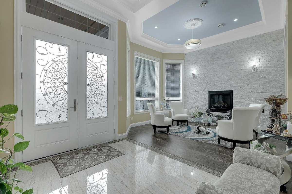 Family Room Photo of 12853 63a Avenue, Surrey, BC