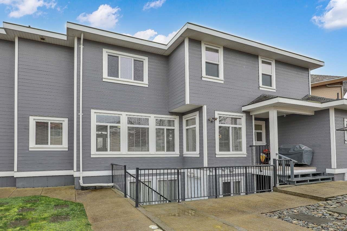 Garage Interior Photo of 12853 63a Avenue, Surrey, BC