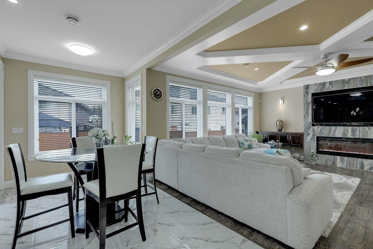 Guest Bathroom Photo of 12853 63a Avenue, Surrey, BC