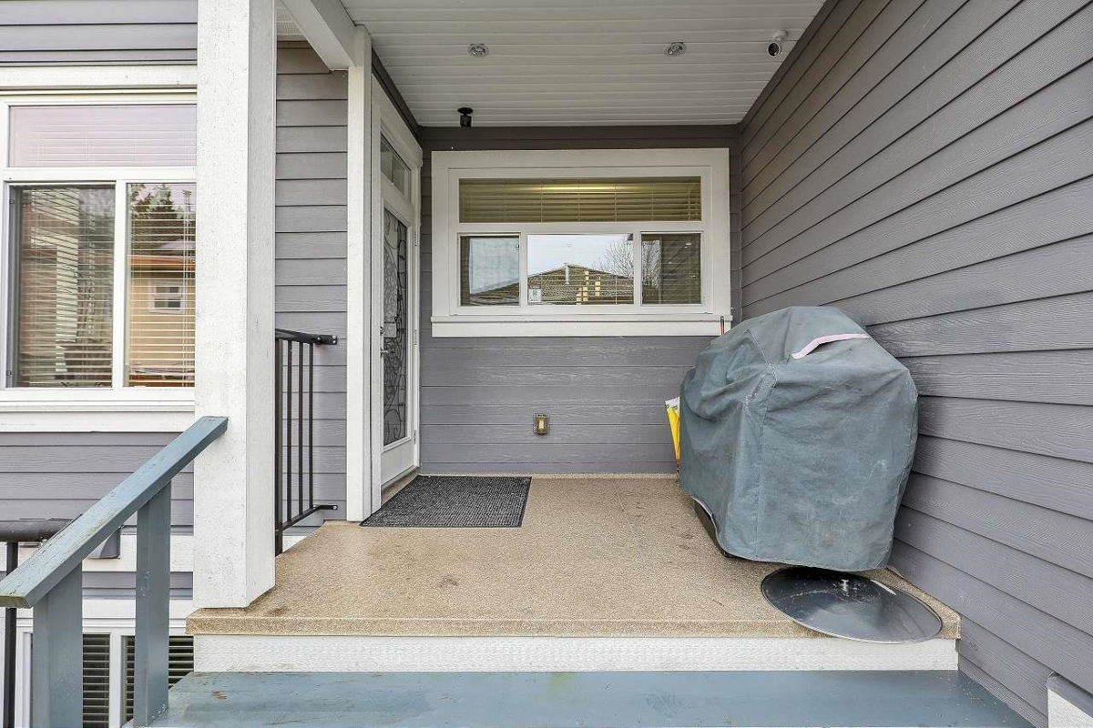 Staircase Photo of 12853 63a Avenue, Surrey, BC