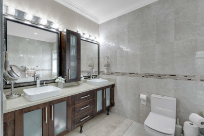Laundry Room Photo of 12853 63a Avenue, Surrey, BC