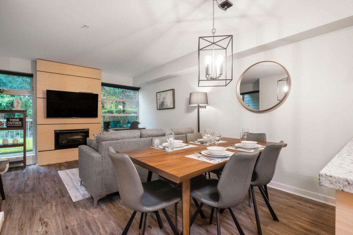 Breakfast Nook Photo of 104 2832 Capilano Road, North Vancouver, BC