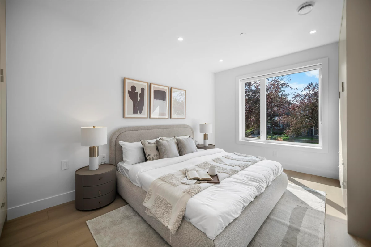 Bedroom 2 Photo of 2 3563 E 25th Avenue, Vancouver, BC