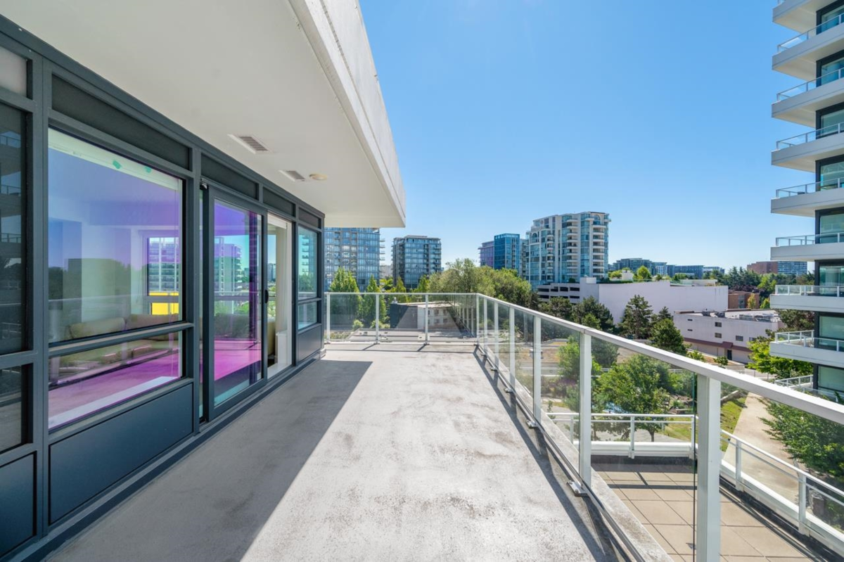 Office / Den Photo of 802 5766 Gilbert Road, Richmond, BC