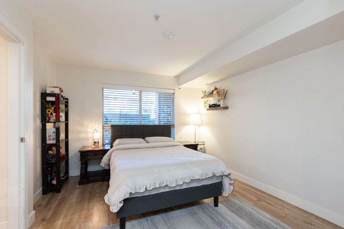 Laundry Room Photo of 101 15188 22 Avenue, Surrey, BC