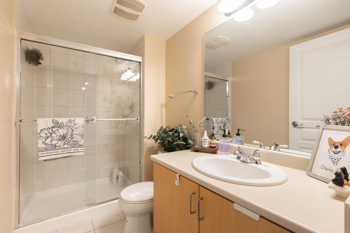 Staircase Photo of 101 15188 22 Avenue, Surrey, BC