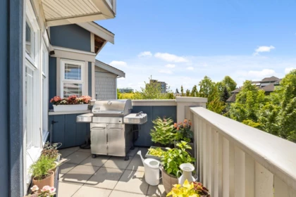 Mudroom Photo of 302 15392 16a Avenue, Surrey, BC