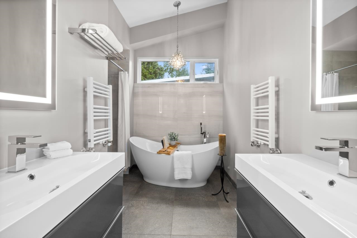 Loft / Bonus Room Photo of 1269 Cloverley Street, North Vancouver, BC