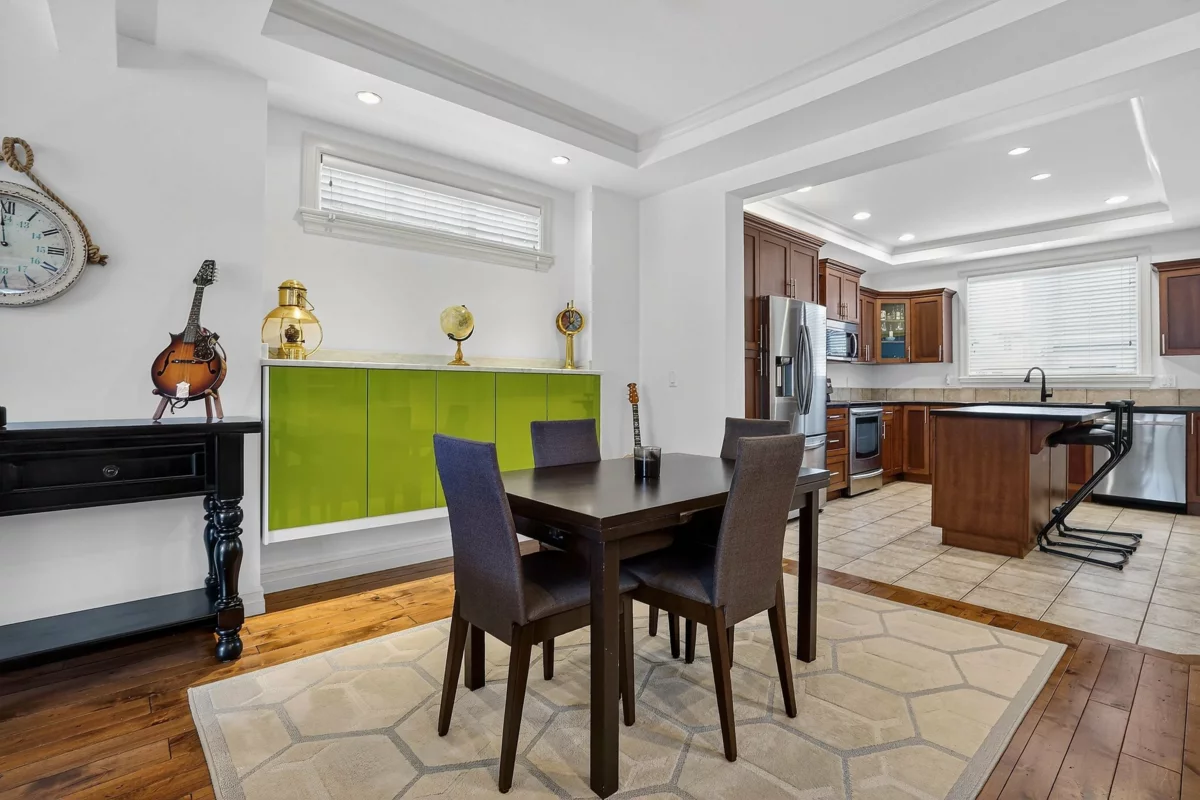 Breakfast Nook Photo of 5843 Shawnigan Drive, Chilliwack, BC