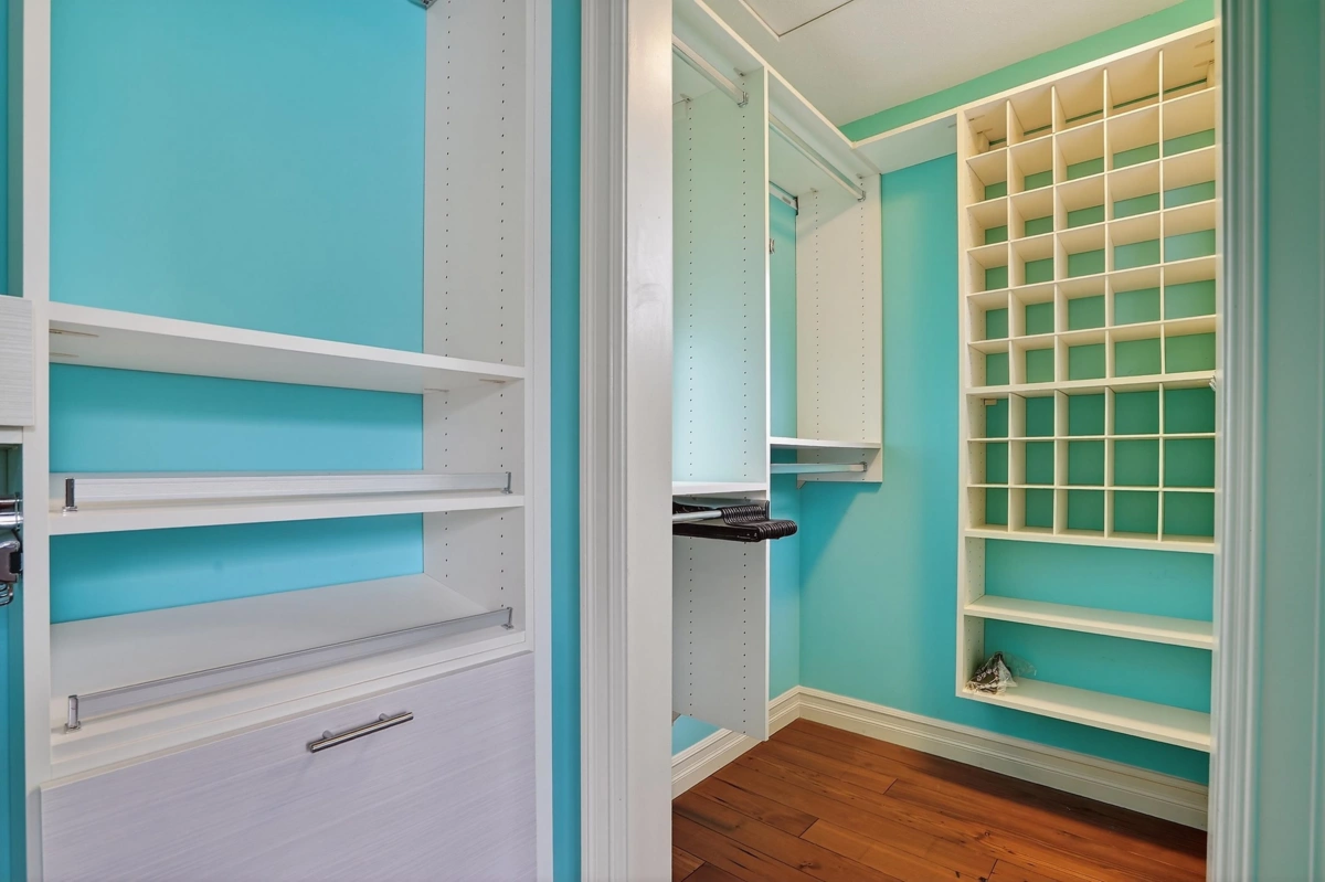 Powder Room Photo of 5843 Shawnigan Drive, Chilliwack, BC