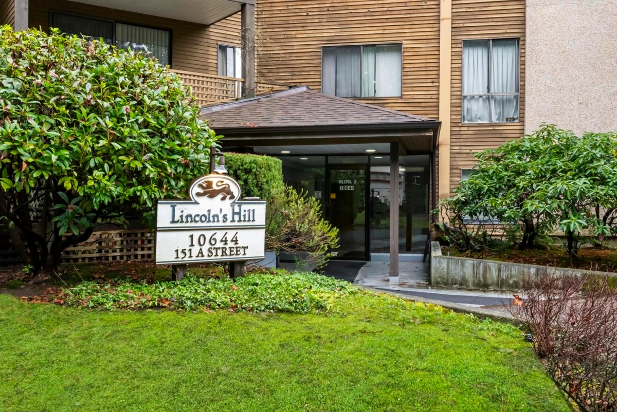 Exterior Front Photo of 305 10644 151a Street, Surrey, BC