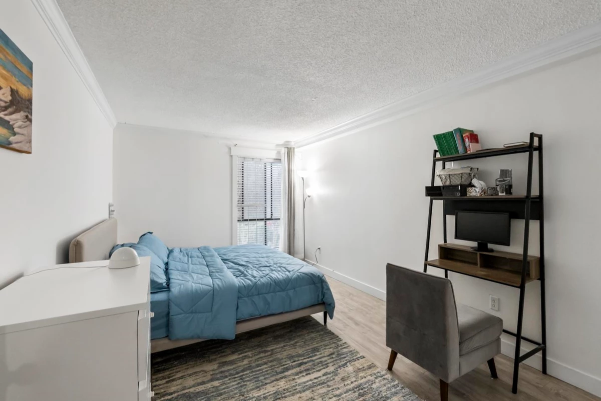 Office / Den Photo of 305 10644 151a Street, Surrey, BC