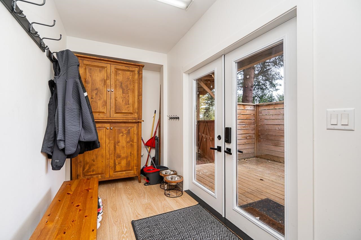 Backyard Photo of 2764 Parkway Drive, Surrey, BC