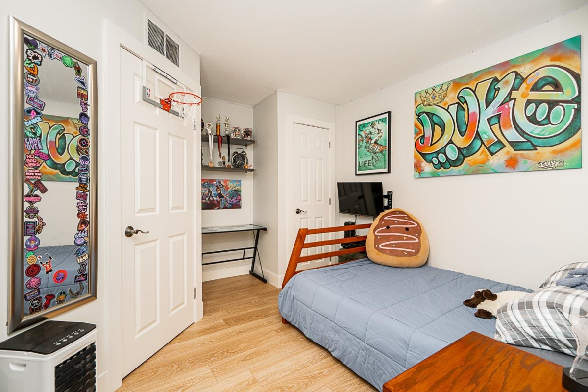 Garage Interior Photo of 2764 Parkway Drive, Surrey, BC