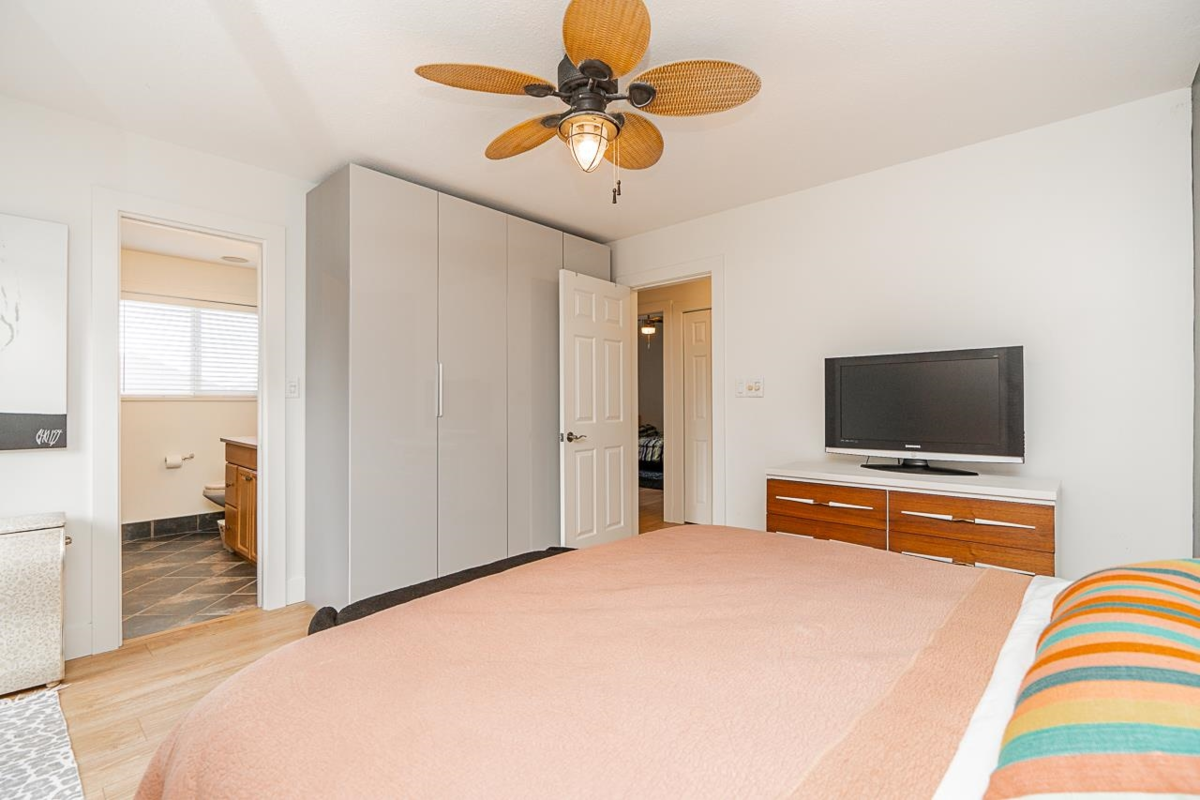 Powder Room Photo of 2764 Parkway Drive, Surrey, BC