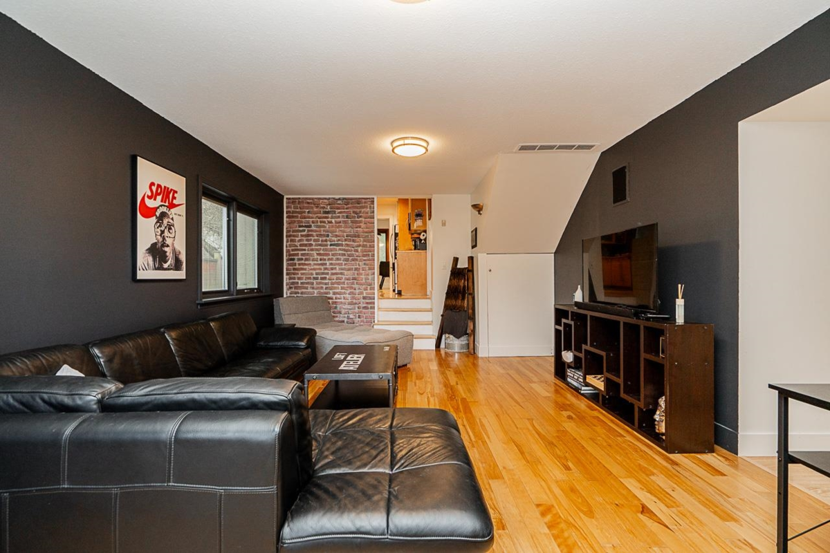 Staircase Photo of 2764 Parkway Drive, Surrey, BC