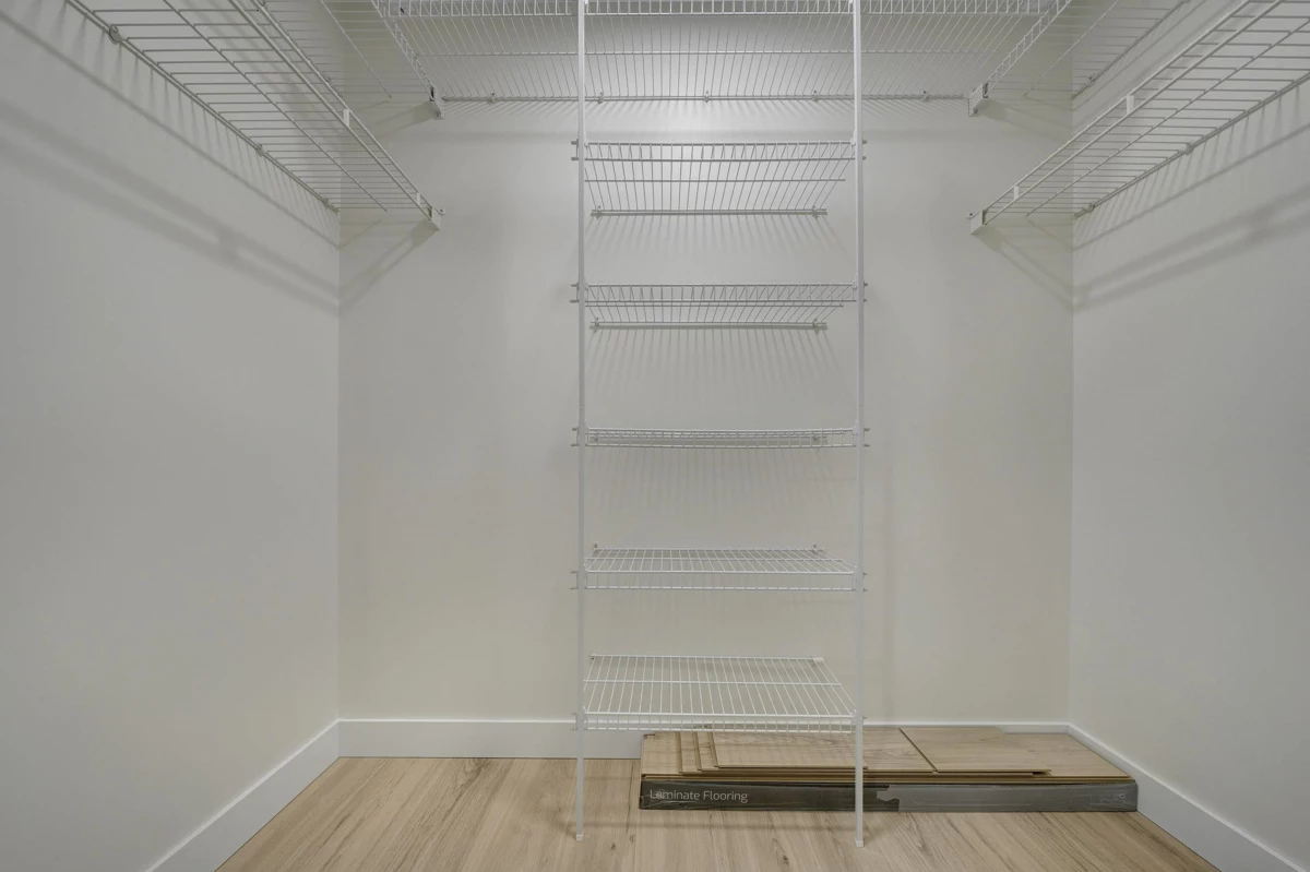 Laundry Room Photo of 201 1011 W King Edward Avenue, Vancouver, BC