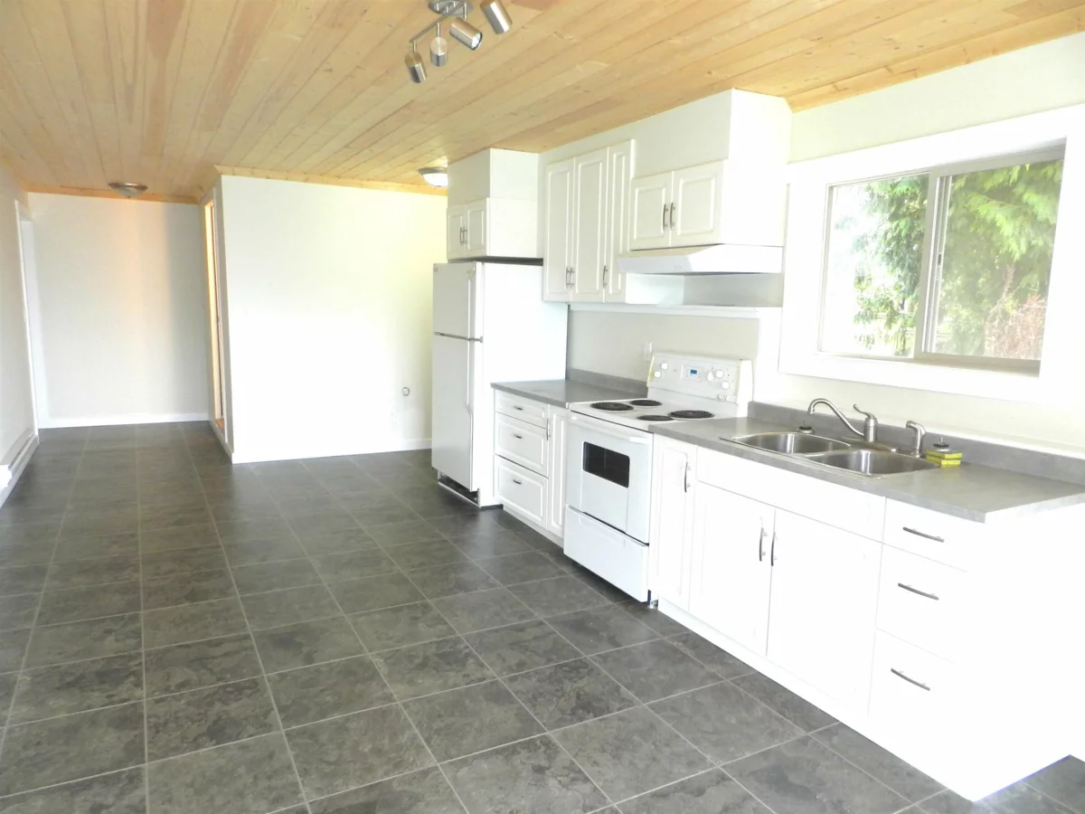 Garden / Landscaping Photo of 4902 Laurel Avenue, Sechelt, BC