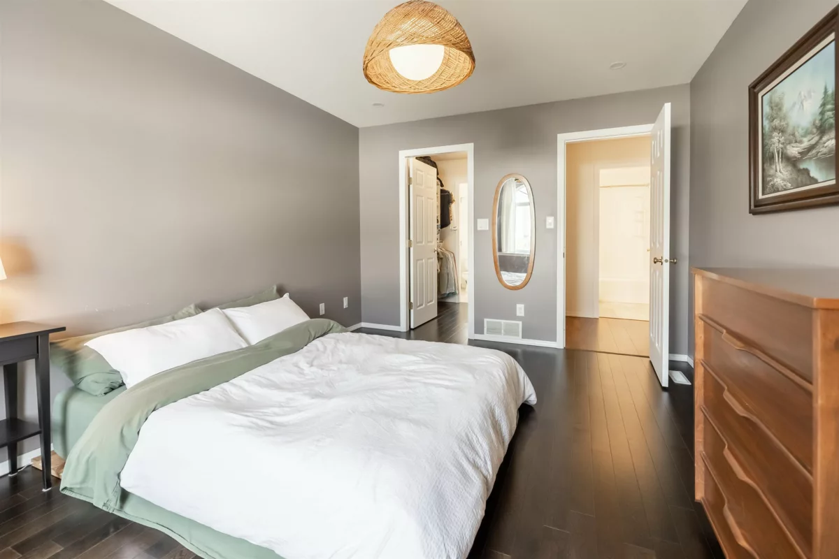 Primary Bedroom Photo of 4 9486 Woodbine Street, Chilliwack, BC