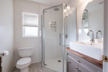 Walk-In Closet Photo of 4 9486 Woodbine Street, Chilliwack, BC