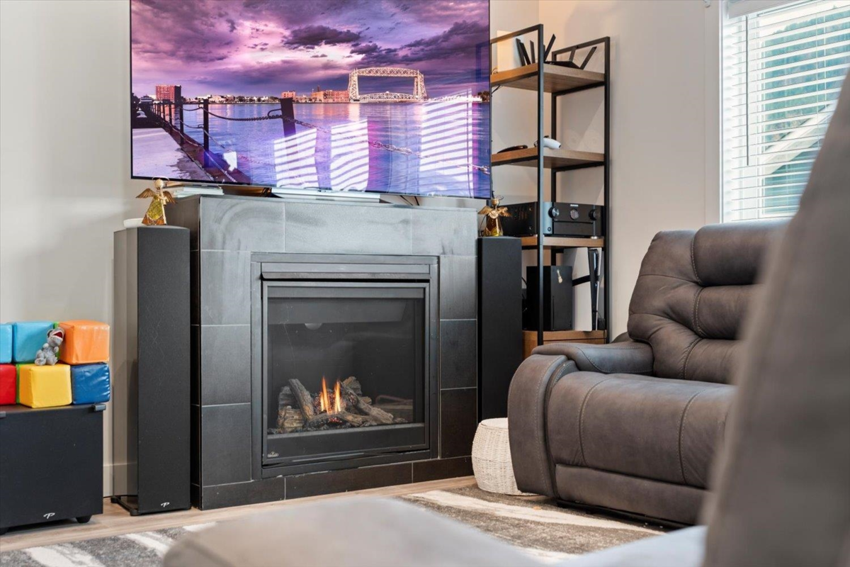 Primary Bedroom Photo of 17 750 Hot Springs Road, Harrison Hot Springs, BC