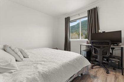 Bedroom 4 Photo of 17 750 Hot Springs Road, Harrison Hot Springs, BC