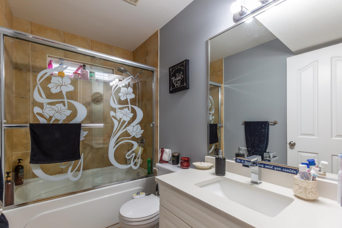 Office / Den Photo of 32967 Egglestone Avenue, Mission, BC