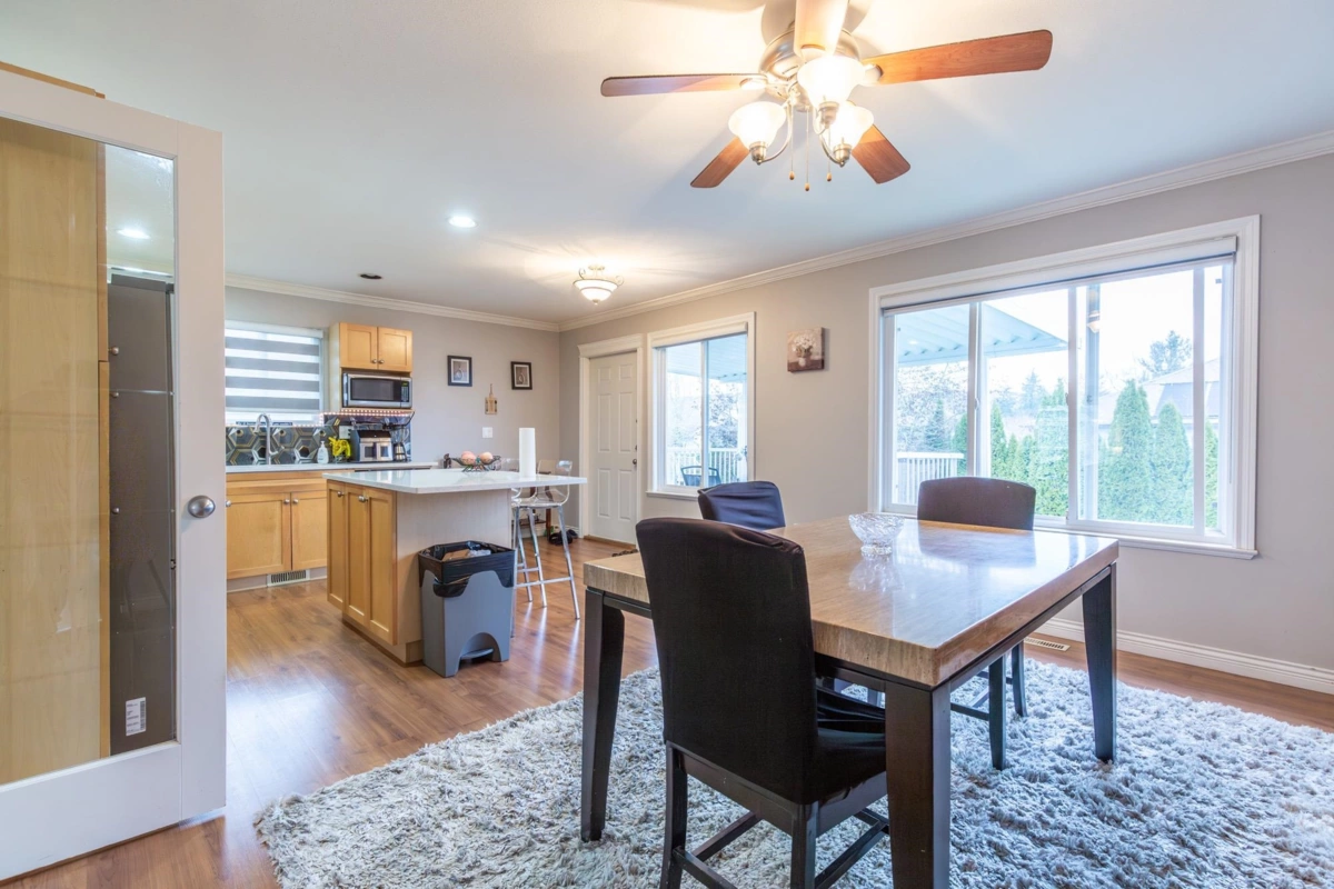 Pantry Photo of 32967 Egglestone Avenue, Mission, BC