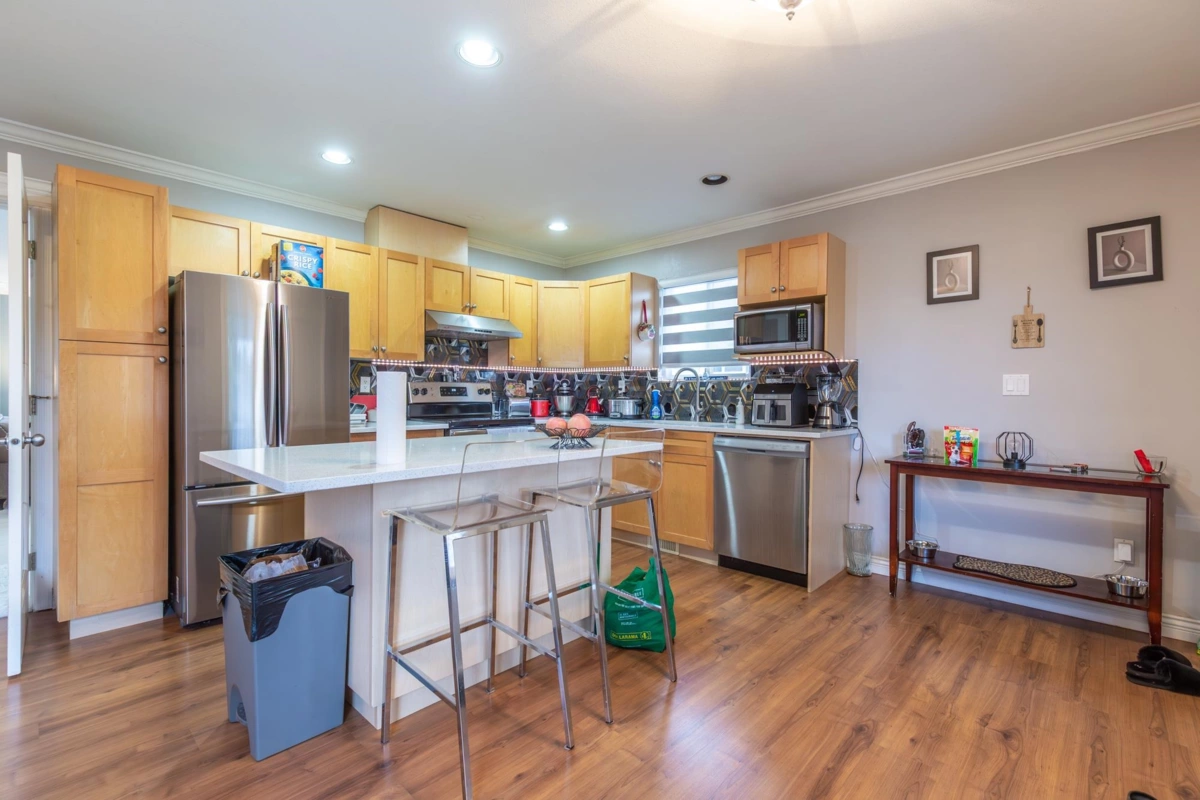 Primary Bedroom Photo of 32967 Egglestone Avenue, Mission, BC