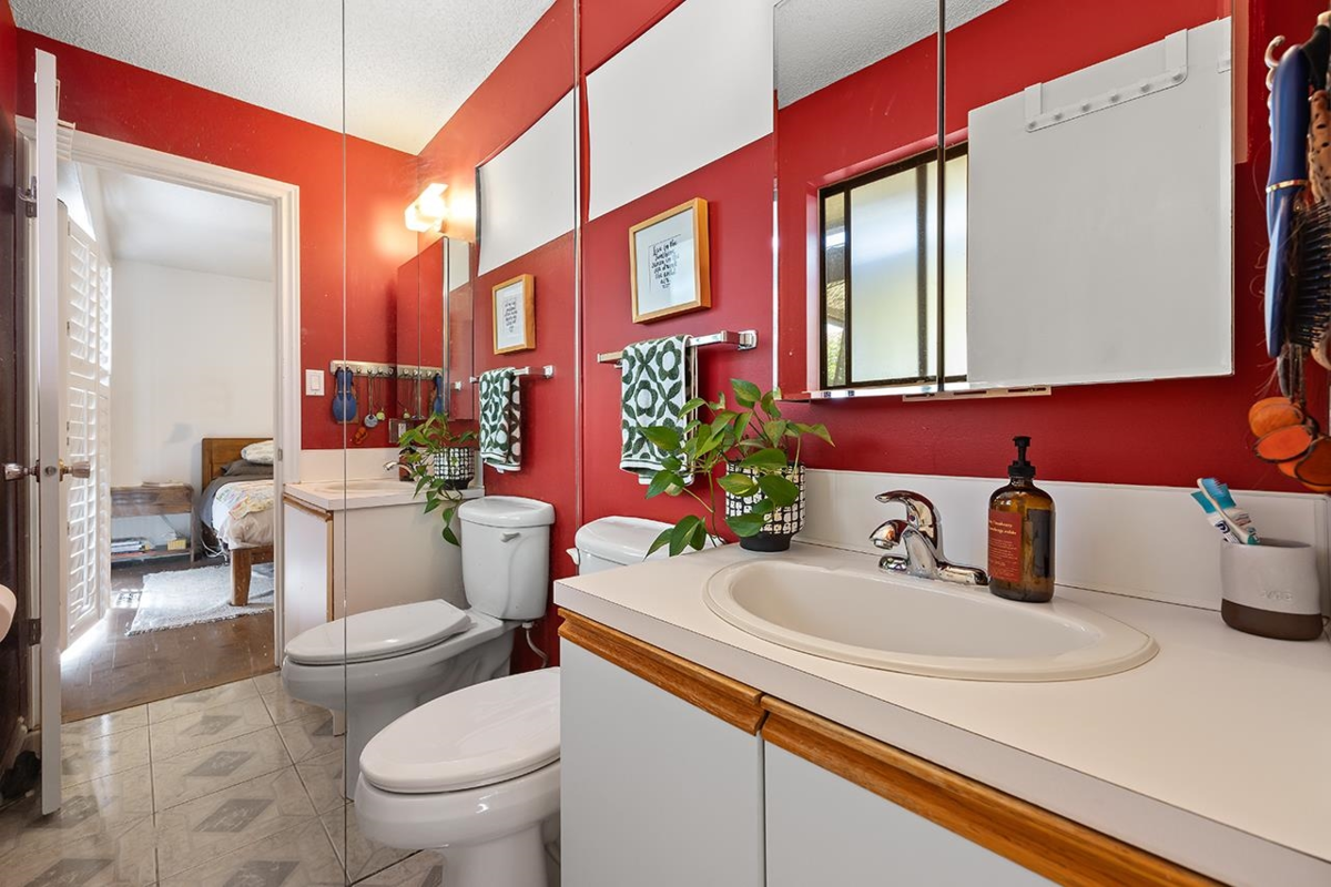 Hot Tub / Spa Photo of 4643 55 Street, Delta, BC