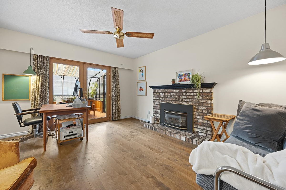 Mudroom Photo of 4643 55 Street, Delta, BC