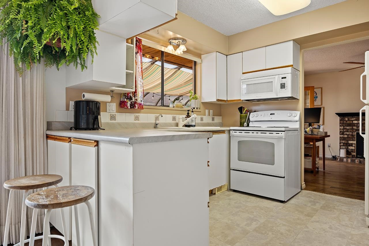Office / Den Photo of 4643 55 Street, Delta, BC