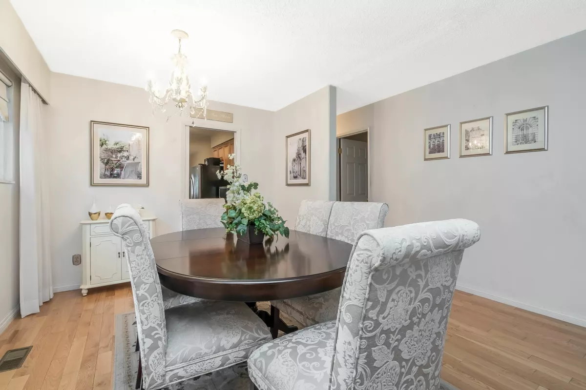 Breakfast Nook Photo of 5262 Clarendon Street, Vancouver, BC