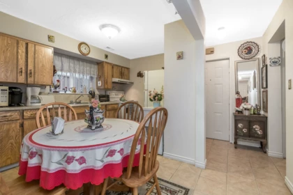 Mudroom Photo of 5262 Clarendon Street, Vancouver, BC