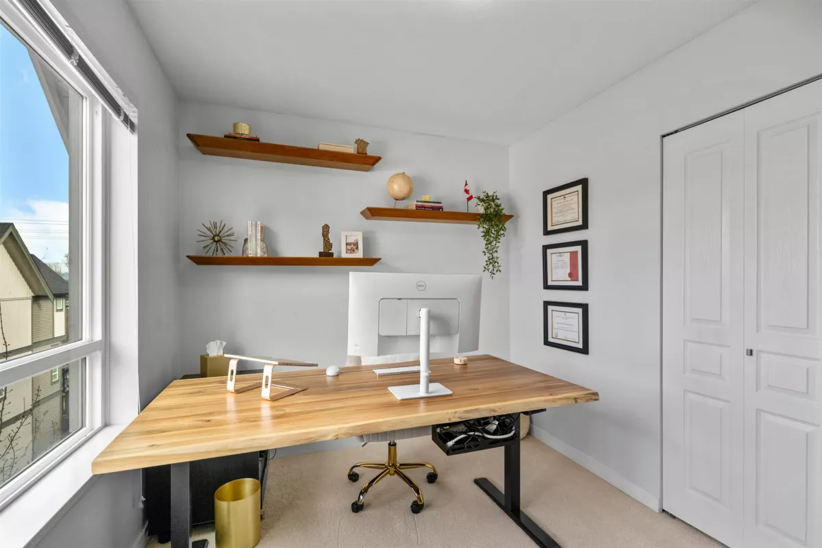Bedroom 4 Photo of 27 30930 Westridge Place, Abbotsford, BC