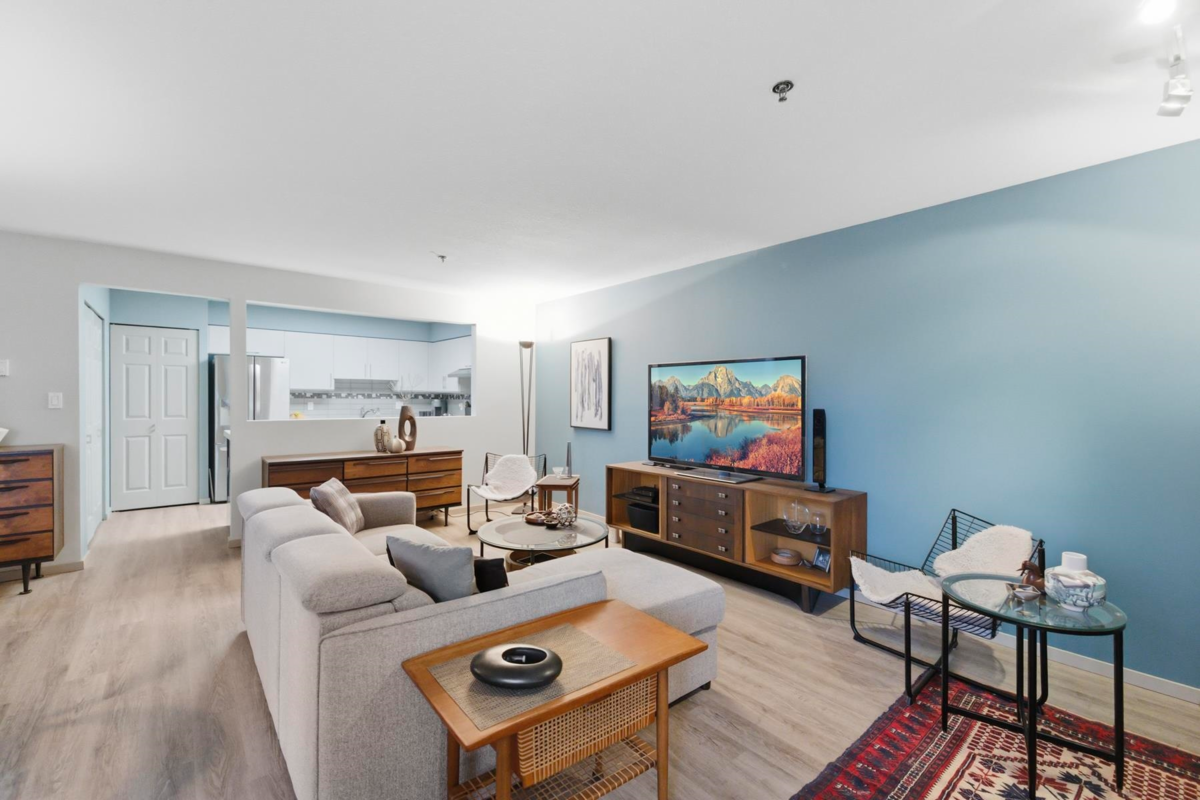 Dining Area Photo of 301 1148 Westwood Street, Coquitlam, BC