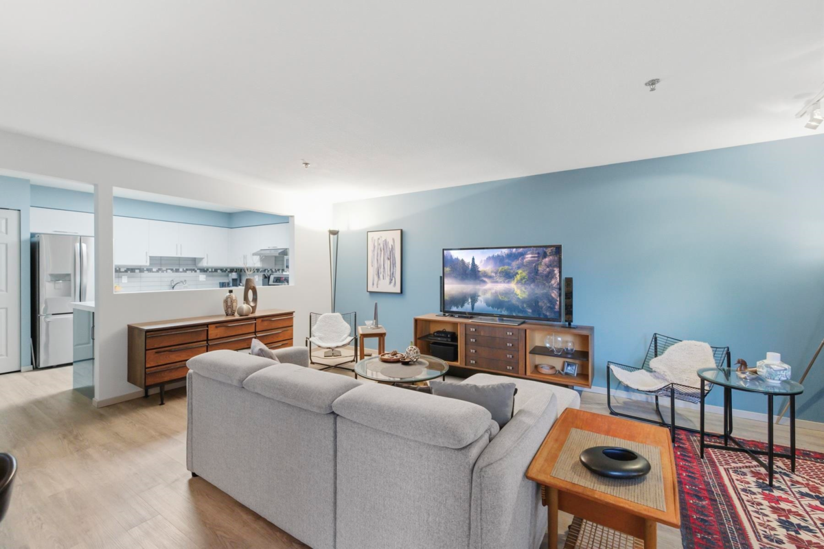 Family Room Photo of 301 1148 Westwood Street, Coquitlam, BC