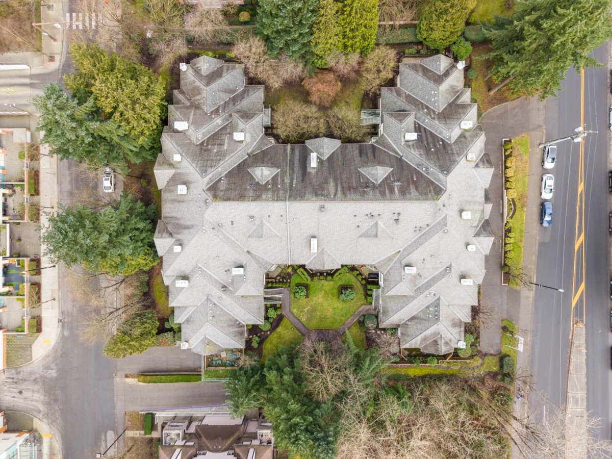 Hot Tub / Spa Photo of 301 1148 Westwood Street, Coquitlam, BC