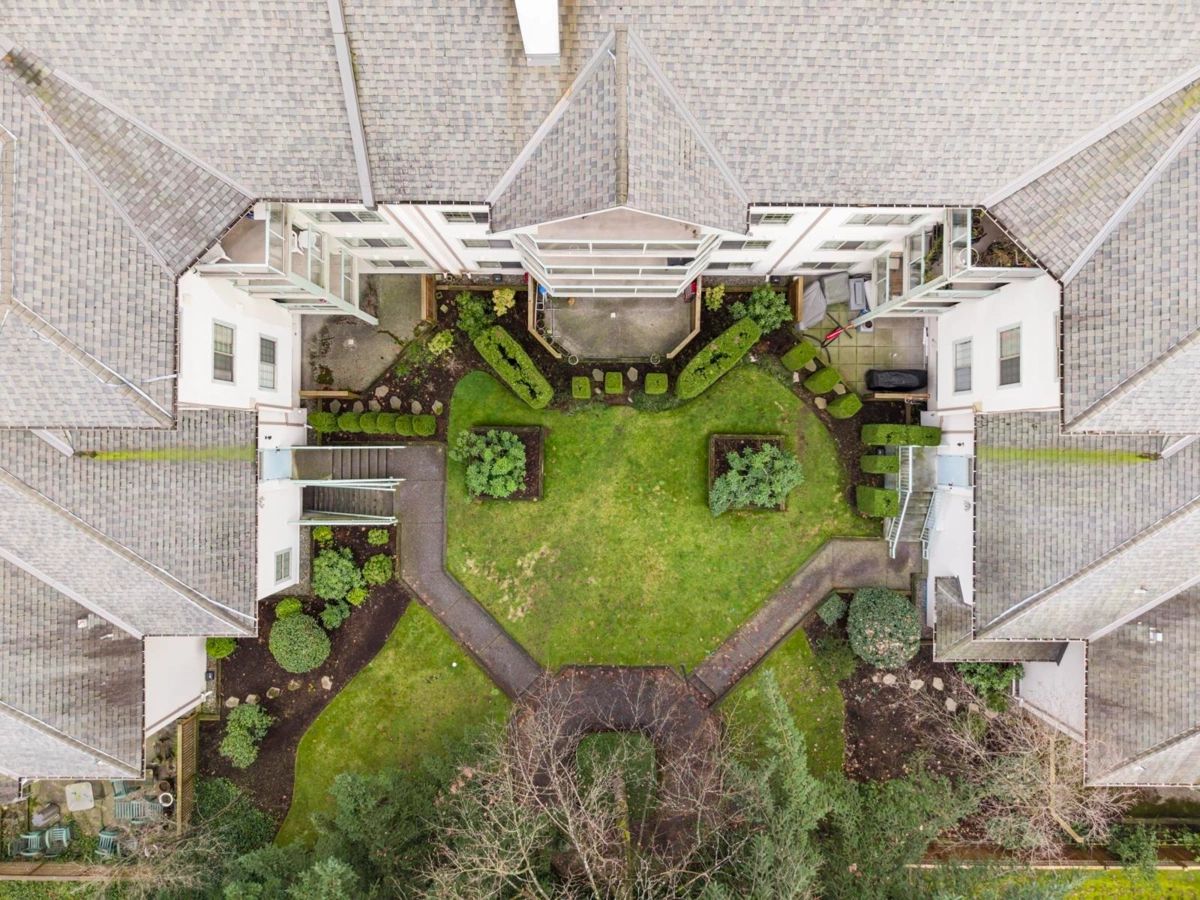 Swimming Pool Photo of 301 1148 Westwood Street, Coquitlam, BC