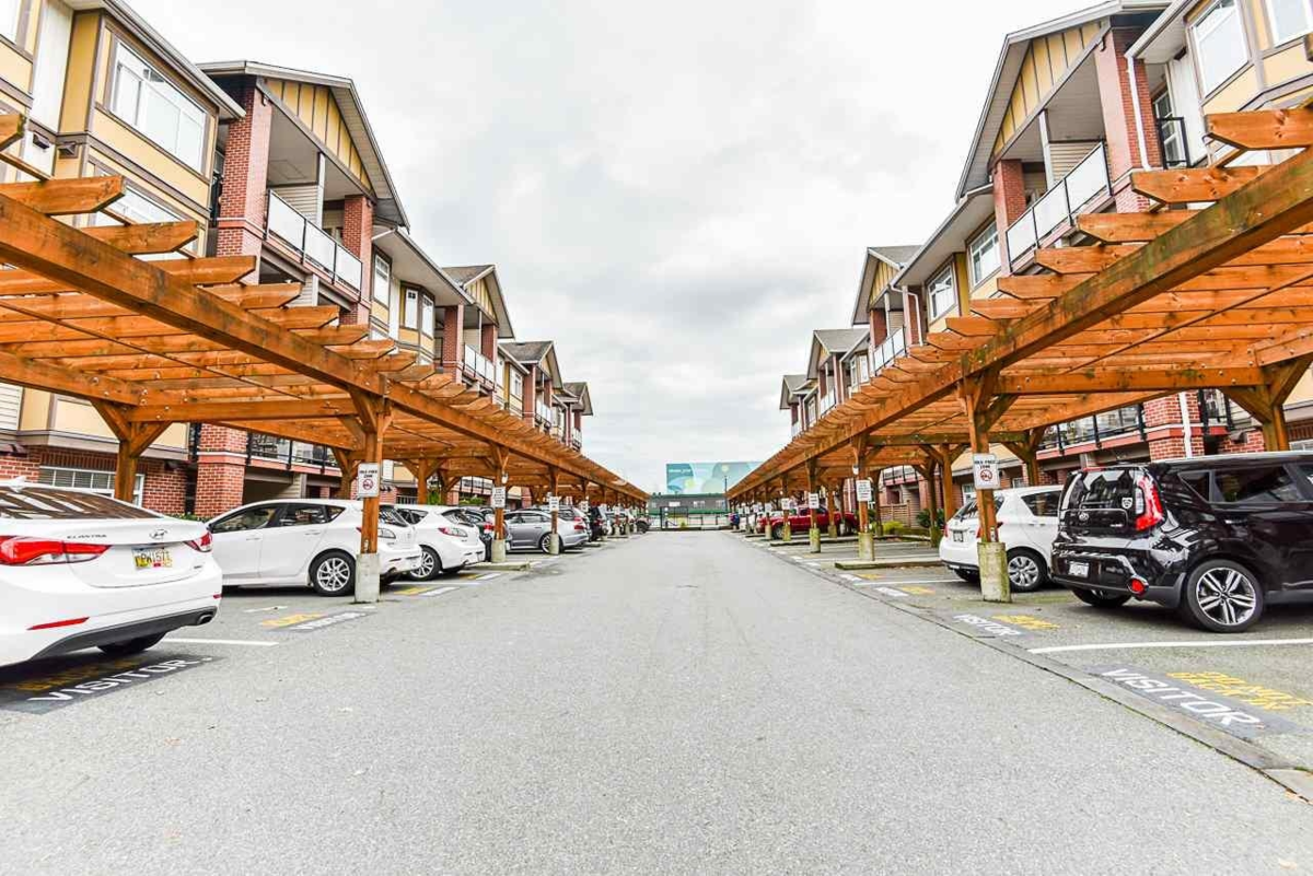 Pantry Photo of 401 5650 201a Street, Langley, BC