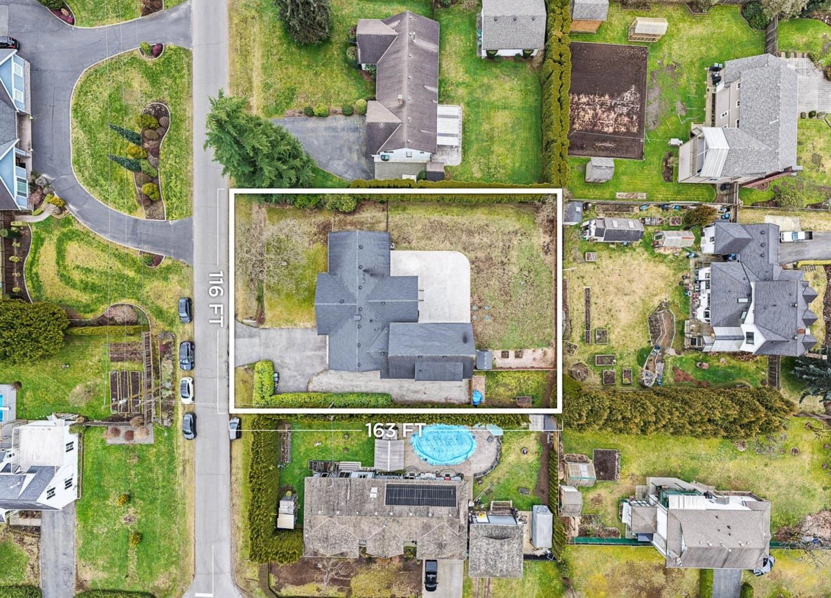 Fitness Center Photo Near 5823 246 Street, Langley, BC