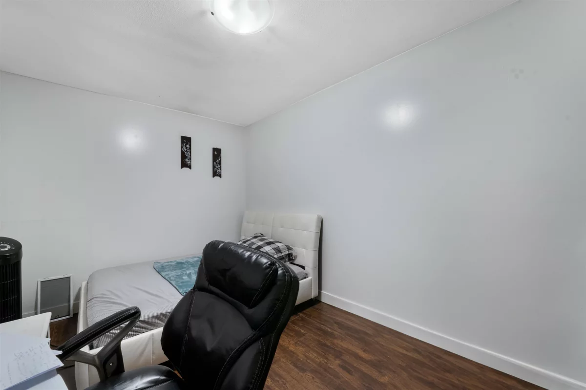 Bedroom 2 Photo of 42 8250 158 Street, Surrey, BC