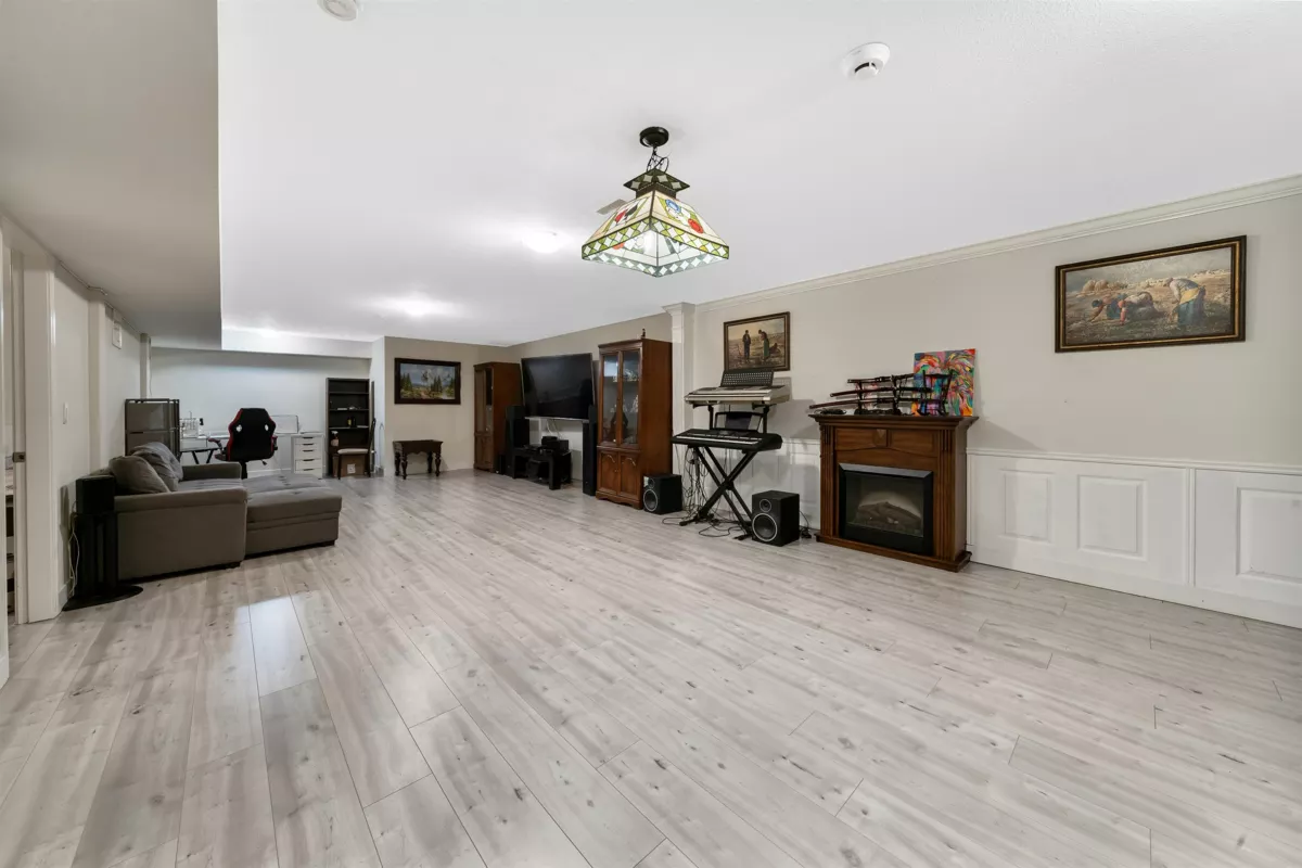 Bedroom 3 Photo of 42 8250 158 Street, Surrey, BC