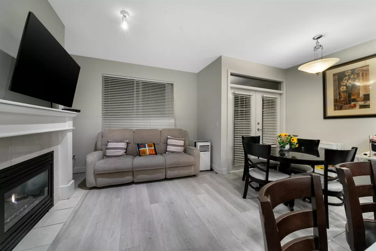 Dining Area Photo of 42 8250 158 Street, Surrey, BC