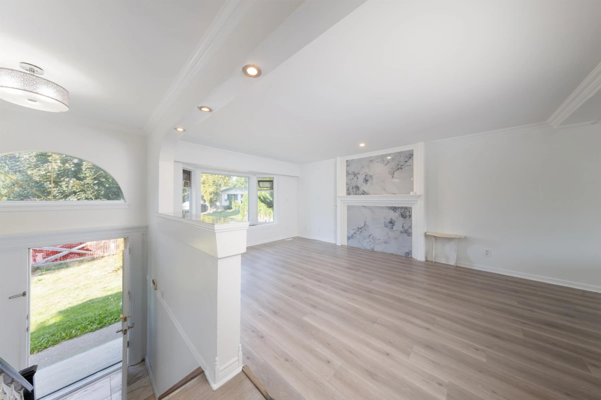 Pantry Photo of 15032 Swallow Drive, Surrey, BC