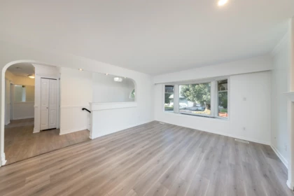 15032 Swallow Drive, Surrey, BC