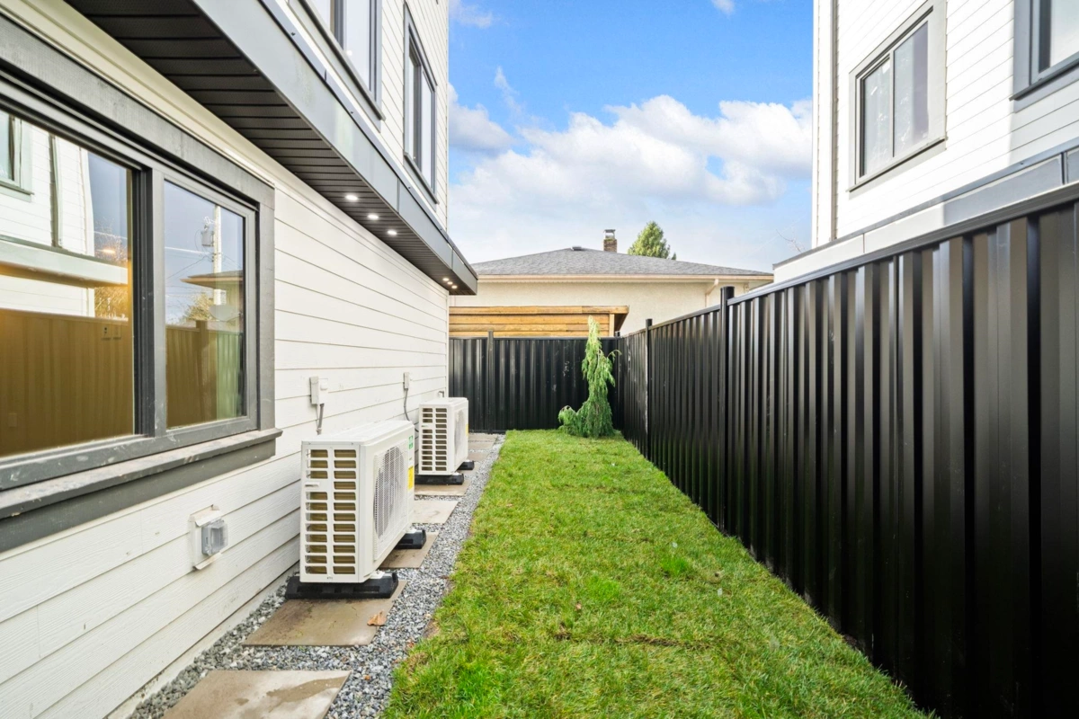Aerial View of 2 3881 Hurst Street, Burnaby, BC