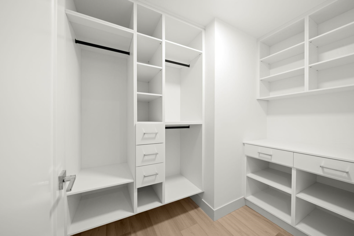 Basement Recreation Room Photo of 2 3881 Hurst Street, Burnaby, BC