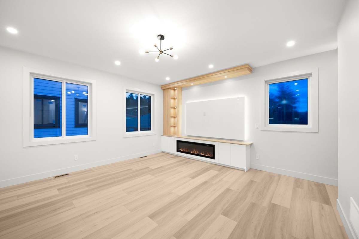 Family Room Photo of 2 3881 Hurst Street, Burnaby, BC